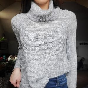 Women's Fashion Sweater, Light Grey, Size Small